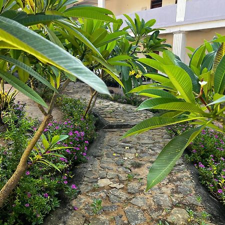 مبيت وإفطار تريفِندرم Santa Maria, Trivandrum - An Airport Boutique By The Sea المظهر الخارجي الصورة